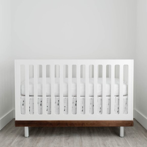 NEW Little Unicorn Cotton Muslin Crib Skirt Arrows - Picture 6 of 6